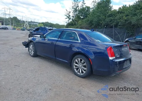 2015 Chrysler 300 Limited from USA, damaged, VIN 2C3CCARG0FH781637